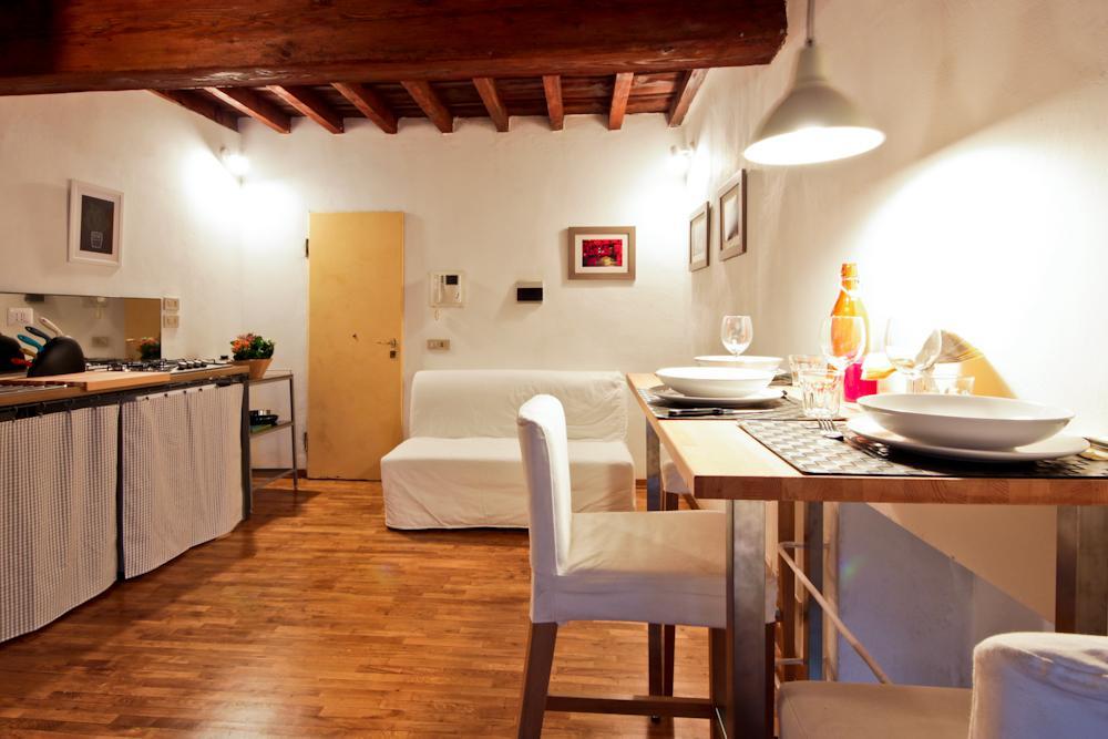 Ferienwohnung Ponte Vecchio Tower Florenz Exterior foto
